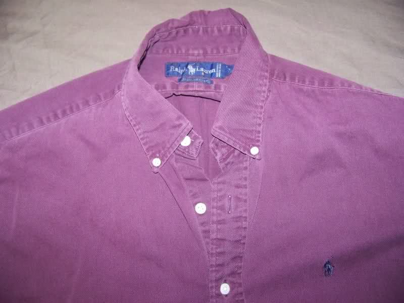 This auction is for a used in excellent condition Ralph Lauren Button 