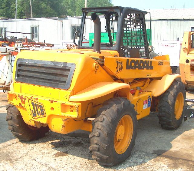 Used 2002 JCB 520C Rough Terrain TeleForkLift  